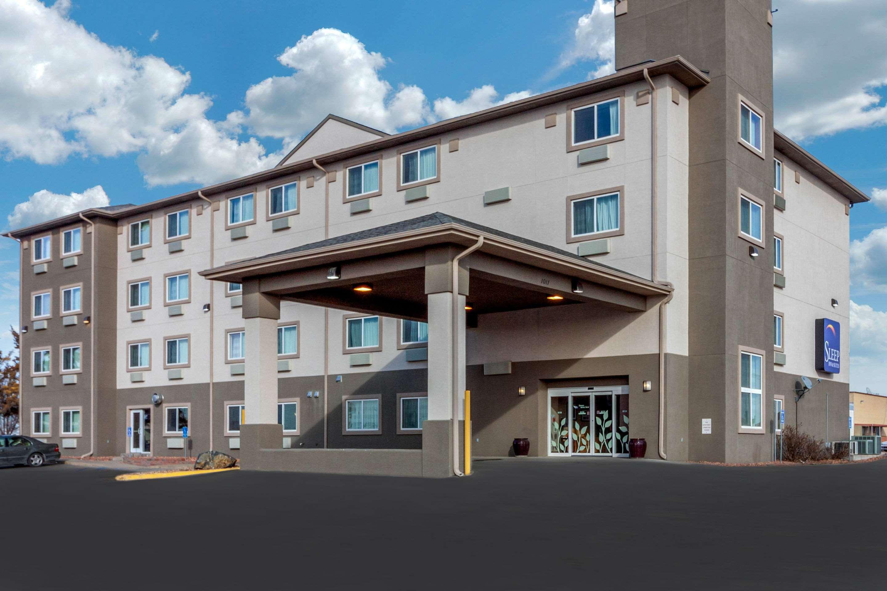 Sleep Inn & Suites Hays I-70 Экстерьер фото